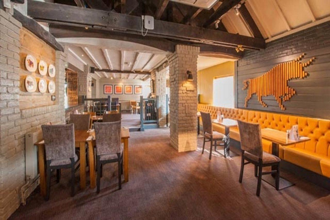 Premier Inn Gloucester Ngoại thất bức ảnh